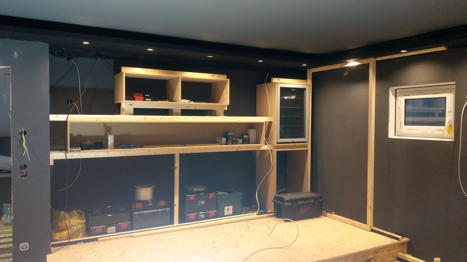 Heimkino Technikrack und Einbau